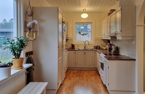 Jonkoping House | Look forward to a wonderful vacation with the whole family in this inviting vacation home.