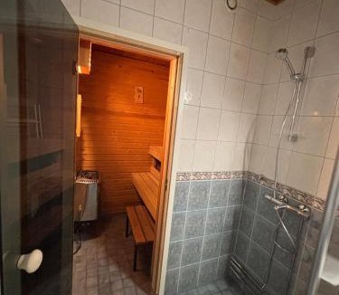 Pieksamaki Apartment | Louhentornin Saunallinen Yksiö