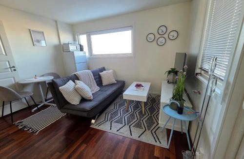 Gjerdrum Municipality Apartment | Lovely 2 bedroom apartment with free parking