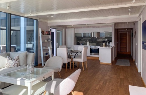 Ulstein Municipality Apartment | Lovely apartment in Gurskøy with sauna