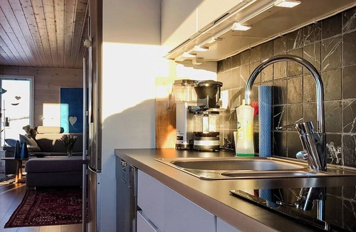 Karlsy House | Lovely cabin amidst bustling wildlife
