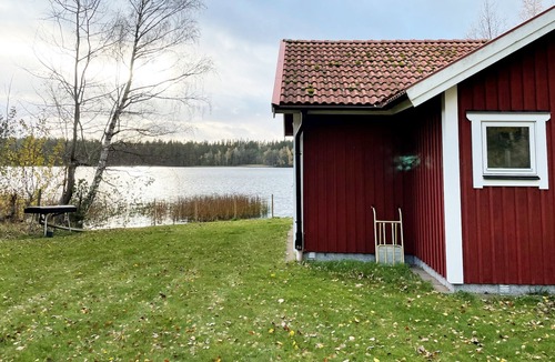 Eksjo Municipality House | Lovely cottage outside Eksjö with amazing lake view | SE07028