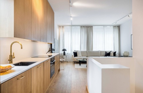 Hietalahti Apartment | Lovely Design Townhouse with own sauna at Kamppi