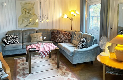 Lagan House | Lovely holiday home with a panoramic view of lake Flåren near Lagan | SE06042