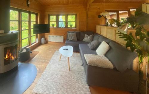 Gnosjo Municipality House | Lovely Home In Anderstorp With Wifi