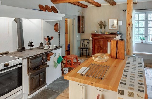 Idkerberget House | Lovely home in Borlänge with sauna