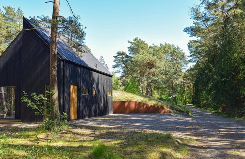 Borrby House | Lovely home in Borrby with kitchen