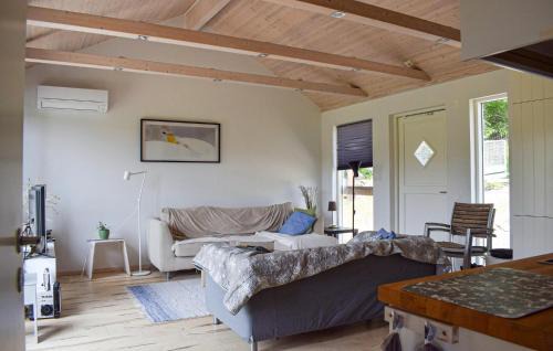 Brakne-Hoby House | Lovely Home In Bräkne - Hoby With Wifi