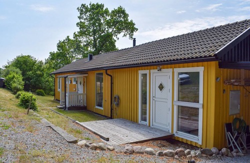 Brakne-Hoby House | Lovely home in Bräkne - Hoby with WiFi
