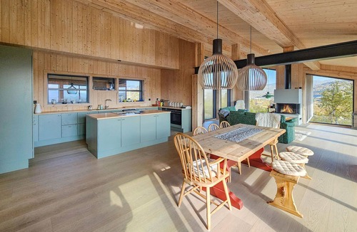 Vinje House | Lovely home in Edland with sauna