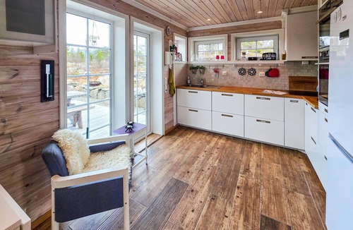 Vinje House | Lovely home in Edland with sauna