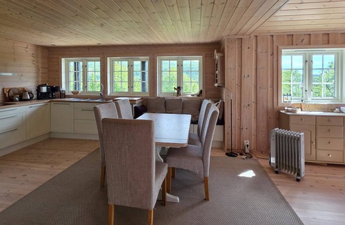 Kroderen House | Lovely home in Eggedal with sauna