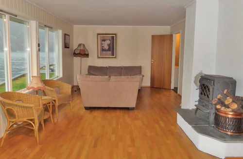 Eidfjord House | Lovely home in Eidfjord with WiFi