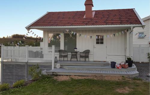Eina House | Lovely Home In Eina With House Sea View