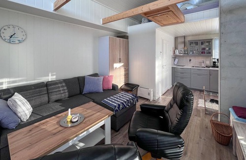 Eina House | Lovely home in Eina with house sea view