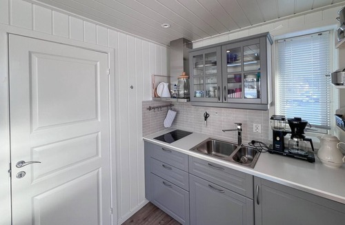 Eina House | Lovely home in Eina with house sea view