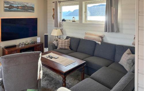 Rossoya House | Lovely Home In Engeløya