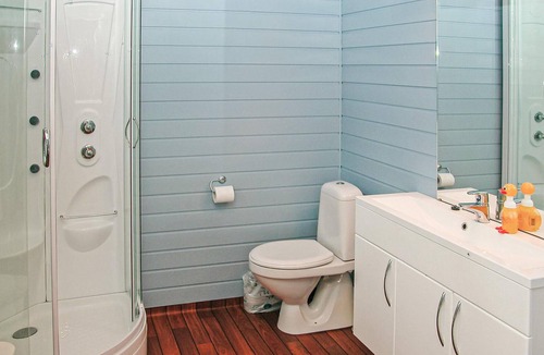 Etne House | Lovely home in Etne with house sea view