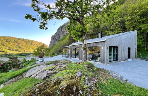 Farsund House | Lovely home in Farsund