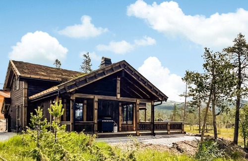 Vikberget House | Lovely home in Flå with sauna