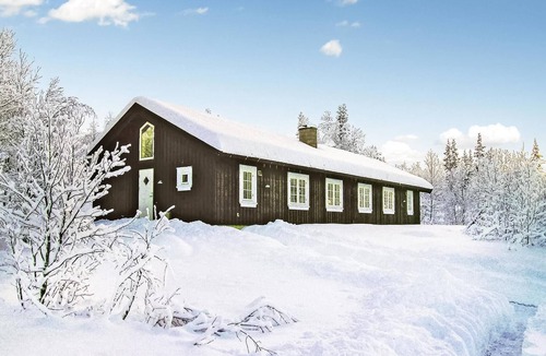 Sor-Fron House | Lovely home in Gålå with sauna
