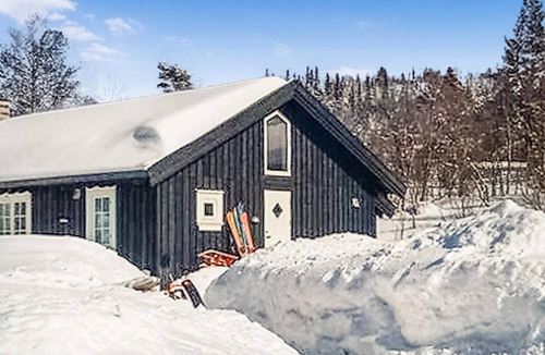 Sor-Fron House | Lovely home in Gålå with sauna