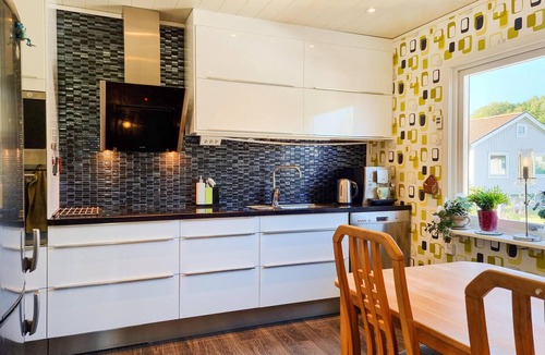 Gothenburg House | Lovely home in Göteborg with kitchen