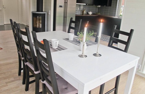 Hamburgsund House | Lovely home in Hamburgsund with WiFi