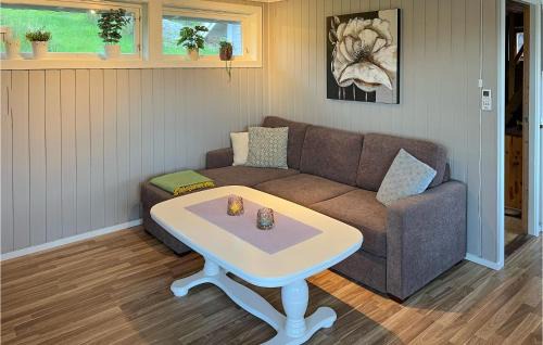 Askoy House | Lovely Home In Hauglandshella With Wifi