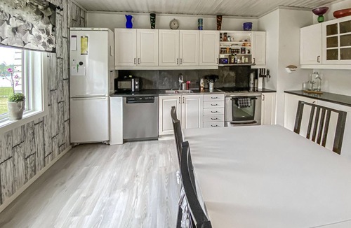 Kosta House | Lovely home in Kosta with WiFi