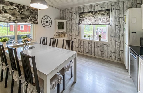 Kosta House | Lovely home in Kosta with WiFi