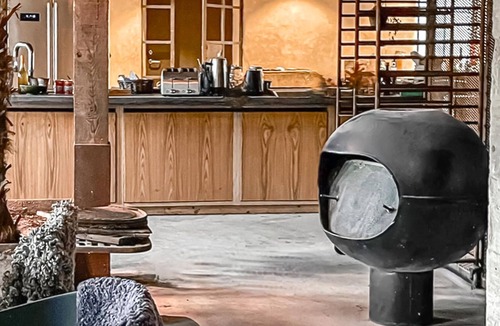 Larbro House | Lovely home in Lärbro with WiFi