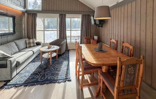 Ljordal House | Lovely Home In Ljørdalen With Kitchen