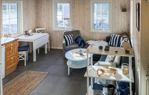 Lyngdal House | Lovely Home In Lyngdal With Wifi