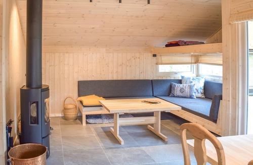 Ringsaker House | Lovely home in Mesnali with kitchen
