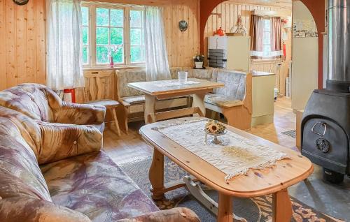 Eid House | Lovely Home In Nordfjordeid With House A Panoramic View