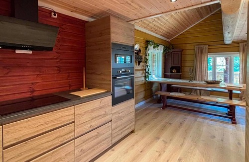 Drangedal House | Lovely home in Prestestranda with sauna