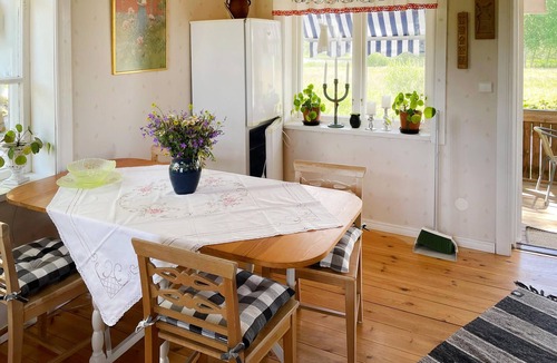 Ramnas House | Lovely home in Ramnäs with lake view