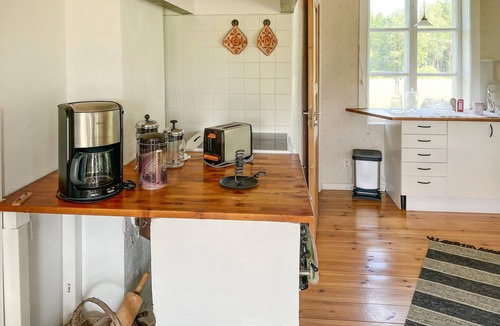 Ramnas House | Lovely home in Ramnäs with lake view
