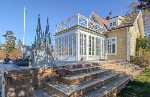 Saltsjobaden House | Lovely Home In Saltsjöbaden With Sauna