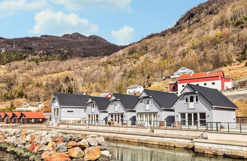 Vindafjord House | Lovely home in Sandeid with WiFi