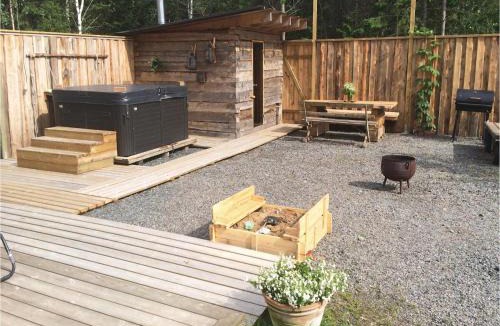 Sandhem House | Lovely Home In Sandhem With Sauna