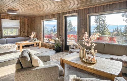 Sjusjoen House | Lovely Home In Sjusjøen With Sauna