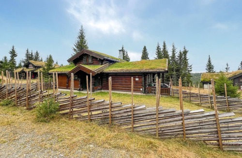 Ringsaker House | Lovely home in Sjusjøen with sauna
