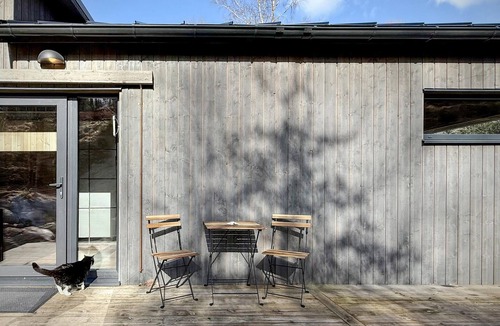 Tollered House | Lovely home in Tollered with lake view