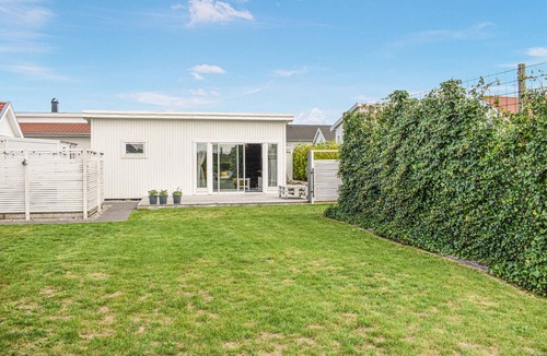 Tomelilla House | Lovely home in Tomelilla with kitchen