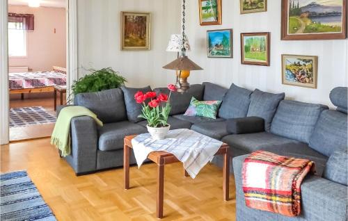 Tranas House | Lovely Home In Tranås With Lake View