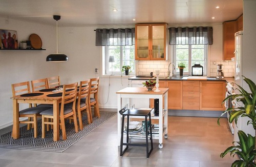 Unnaryd House | Lovely home in Unnaryd with WiFi