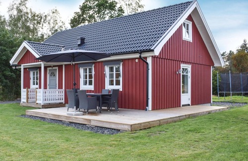Unnaryd House | Lovely home in Unnaryd with WiFi