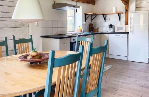 Hok House | Lovely home in Vaggeryd with kitchen